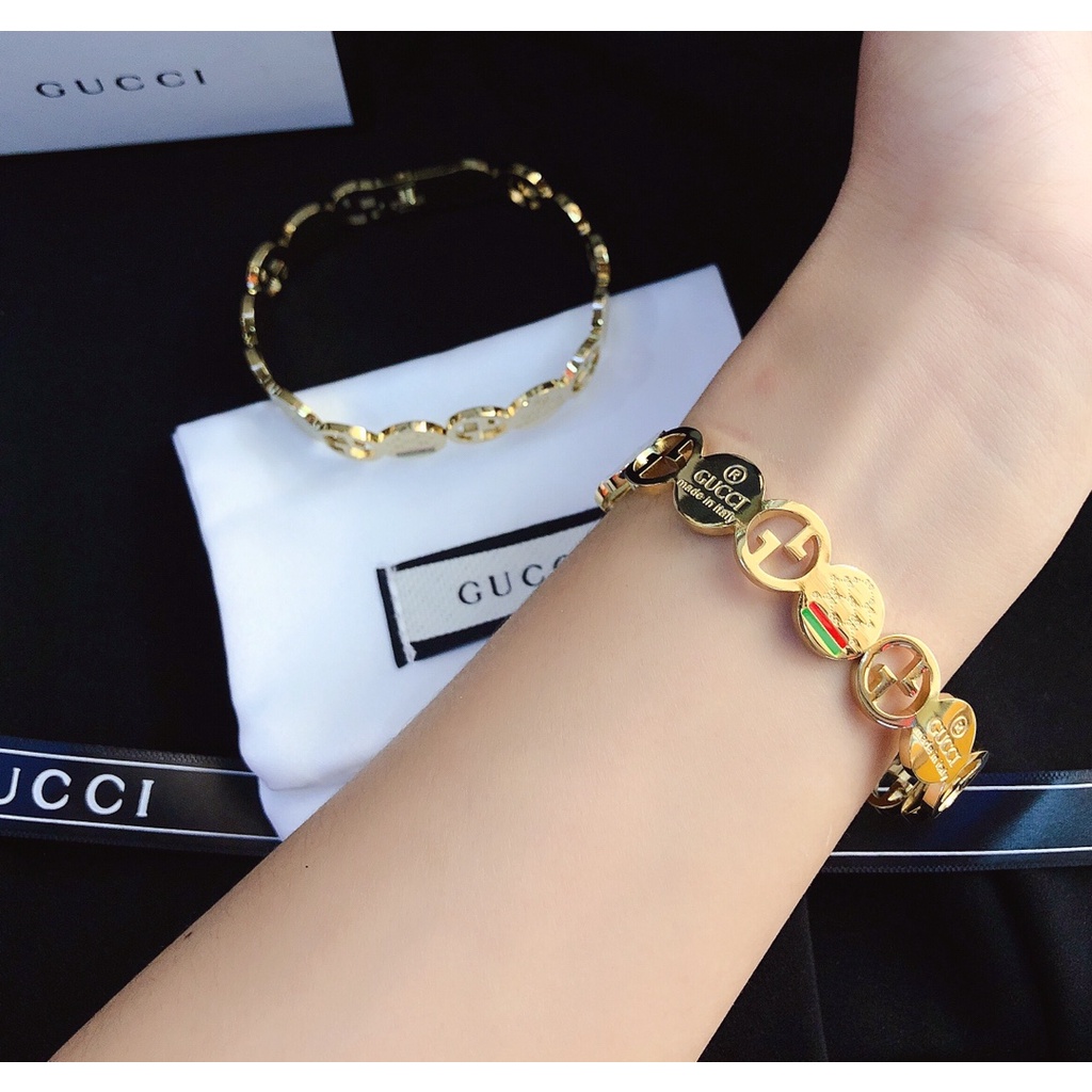 Vòng Tay Gucci Bằng Thép Titan Nhẹ Dát Khảm Chữ Không Phai Màu Đơn Giản Cổ Điển Đa Ứng Dụng Sang Trọng Cho Nam Và Nữ