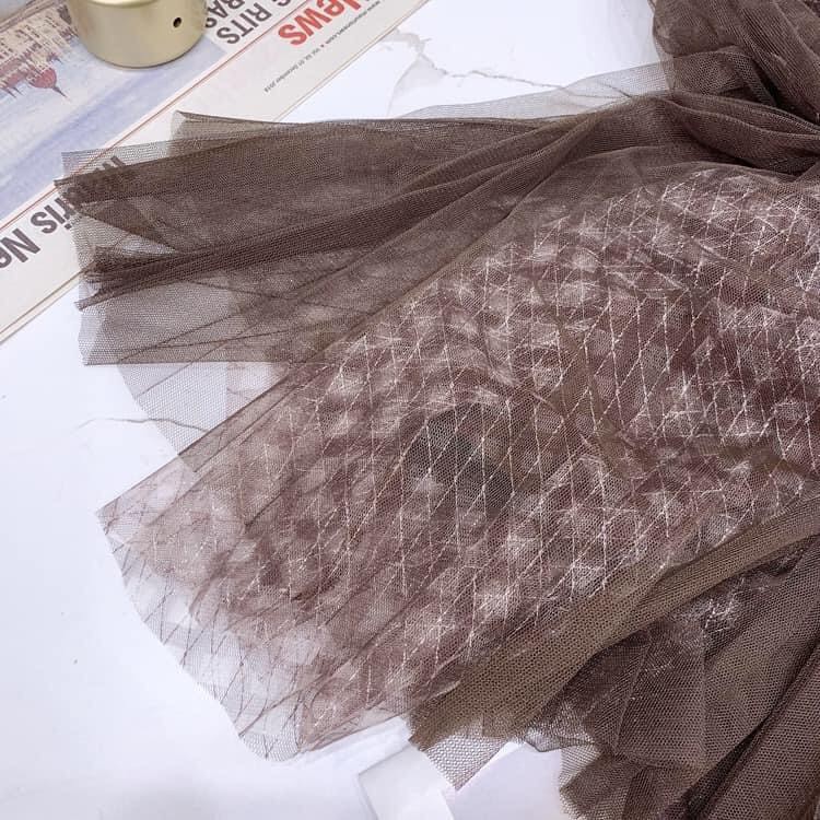 G34. 2275. CHÂN VÁY REN CÀI CHỮ D