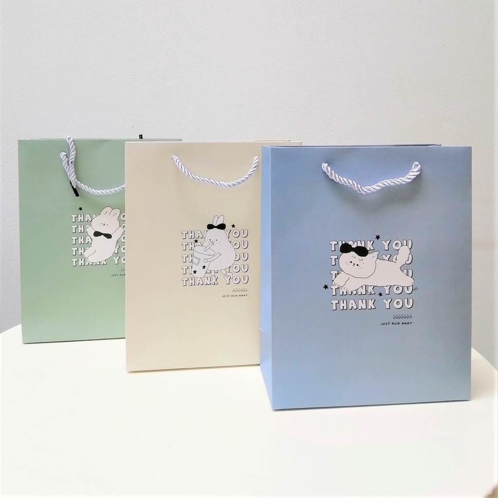 Túi quà tặng dễ thương cute, túi giấy có quai đựng quà sinh nhật, mừng năm mới, tết, gift bag hoạt hình xinh xắn