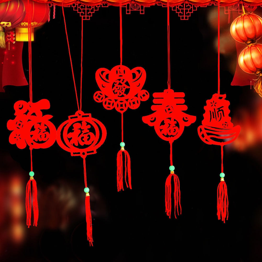 Dây treo trang trí năm mới đẹp mắt phong cách Trung Hoa