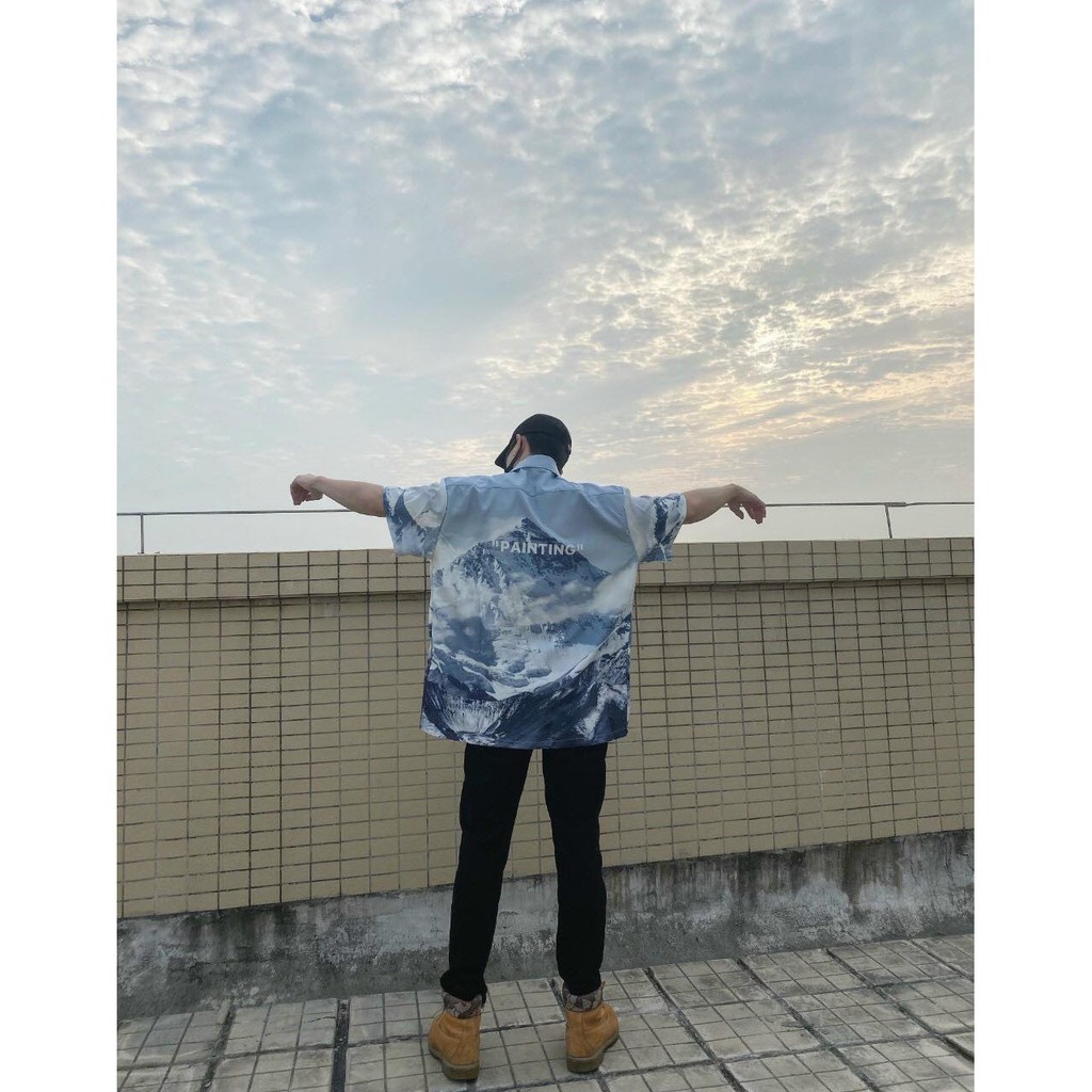 Áo sơ mi lụa in họa tiết form rộng tay lở chất lụa mềm mịn, thoáng mát, thoải mái