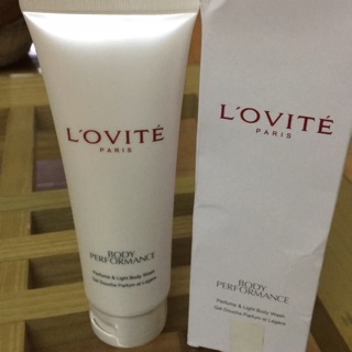 Sữa tắm hương nước hoa sáng da Lovite Perfume & Light Body Wash 100ml