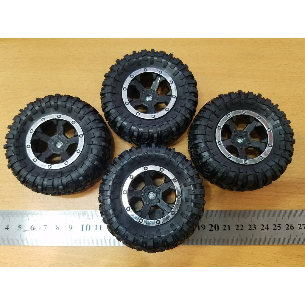Xuongpinoto xin giới thiệu Bánh xe cao su cỡ lớn đường kính 78mm ,hàng mới 100%,giá 1 chiếc