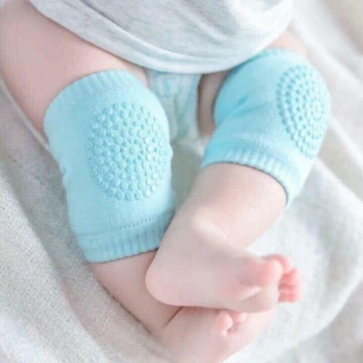 SIÊU PHẨMSET 5 ĐÔI TẤT BẢO VỆ ĐẦU GỐI CHO BÉ