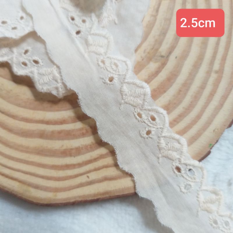 Ren thô boi , màu kem  và màu kem đậm , size 1.7cm đến 5 cm .