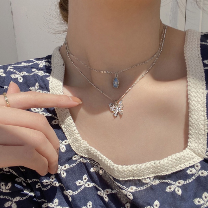 Set 2 Vòng cổ Mặt Bướm Đính Đá Thời Trang