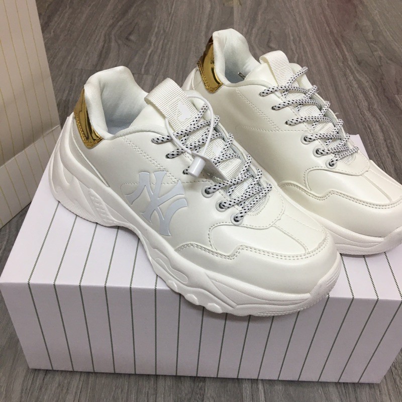 Giầy thể thao sneaker NY kem gót hologram 35-43 | BigBuy360 - bigbuy360.vn
