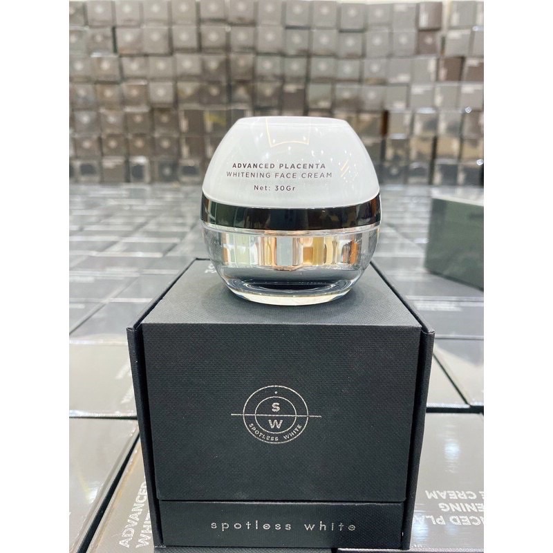 kem face spotless white mẫu mới 2021