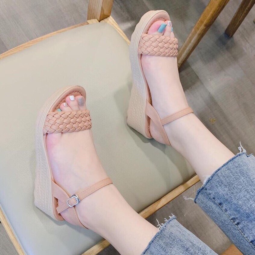 Giày sandal nữ gót cao 5p Bánh Bèo, giày đế xuồng xốp chống trơn trượt nữ hỡ mũi phối dây thời trang màu nâu và đen