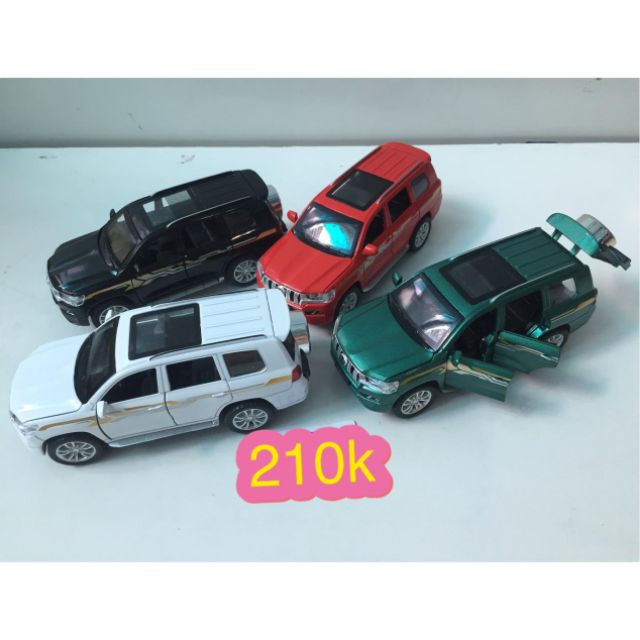 Xe sắt tỉ lệ 1:28 có đèn âm thanh chạy trớn
