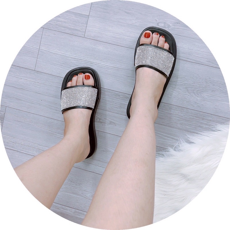 Bán Sỉ- Dép bánh mì quai bản full đá xinh xuất sắc