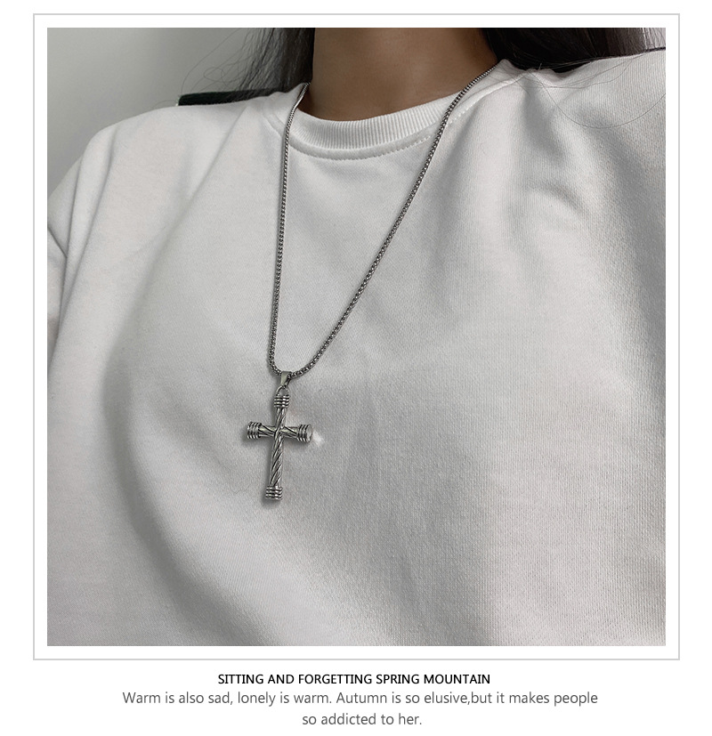 Dây chuyền mặt thánh giá bằng thép titan phong cách hip hop 22761 thời trang