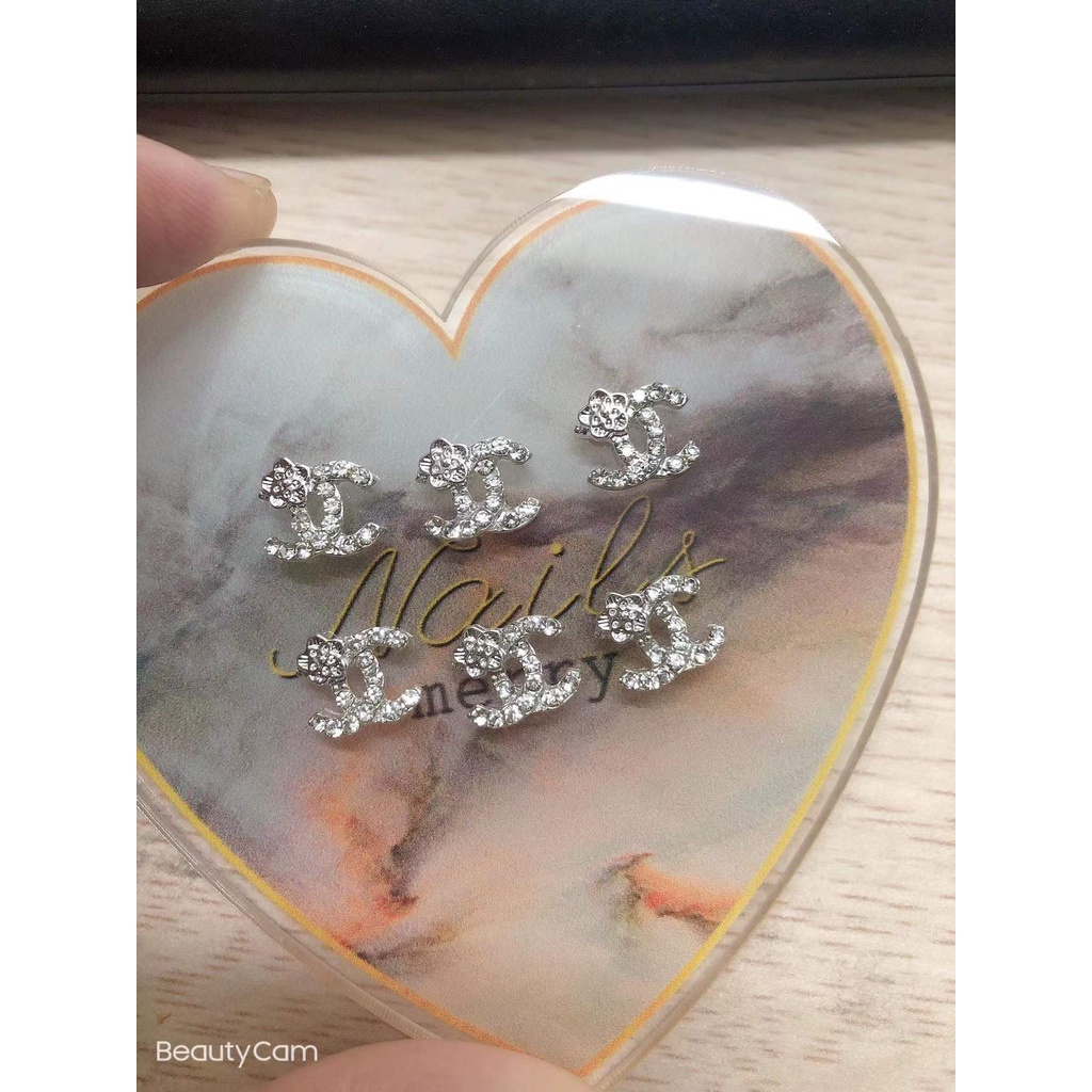 charm thương hiệu trang trí nail