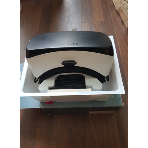 Kính thực tế ảo Samsung Gear VR 322 cho Galaxy Note 5/ S6/ S6+/ S7 / S7+