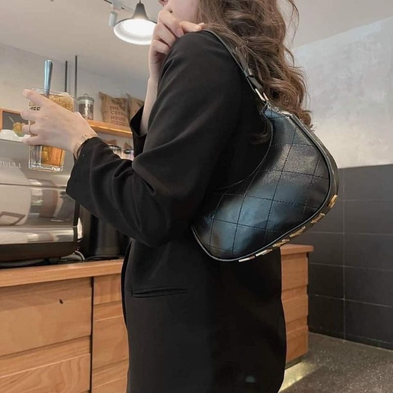 Túi kẹp nách cha.nel dáng bầu mẫu mới nhất size 20cm JUMITO