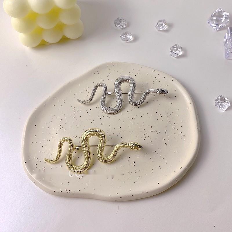 Ghim Cài Áo Kim Loại Hình Rắn Phong Cách Âu Mỹ Cá Tính