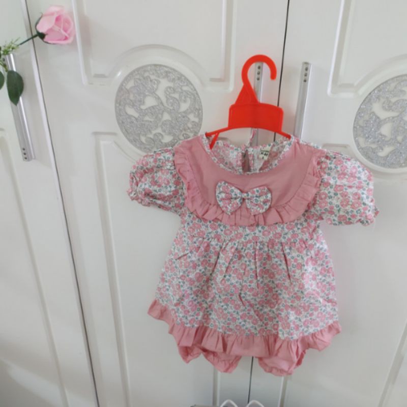 Bộ hoa nhí cho bé bé gái thiết kế đẹp