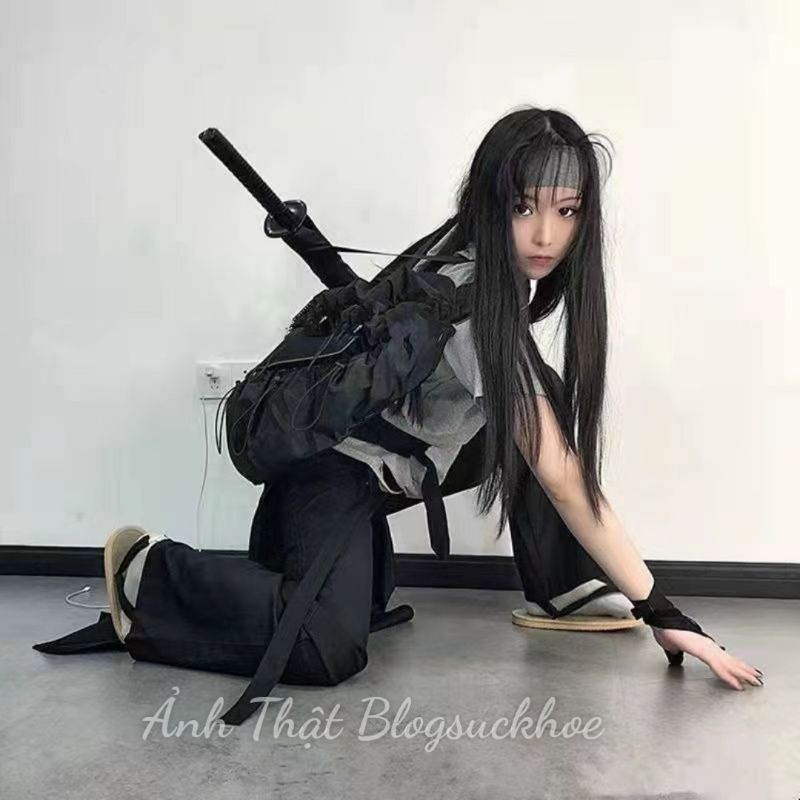 Ô Dù Katana Vừa Cosplay Vừa Che Mưa Nắng