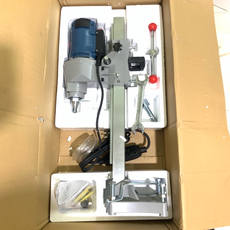 Khoan rút lõi DongCheng DZZ200S -3300w