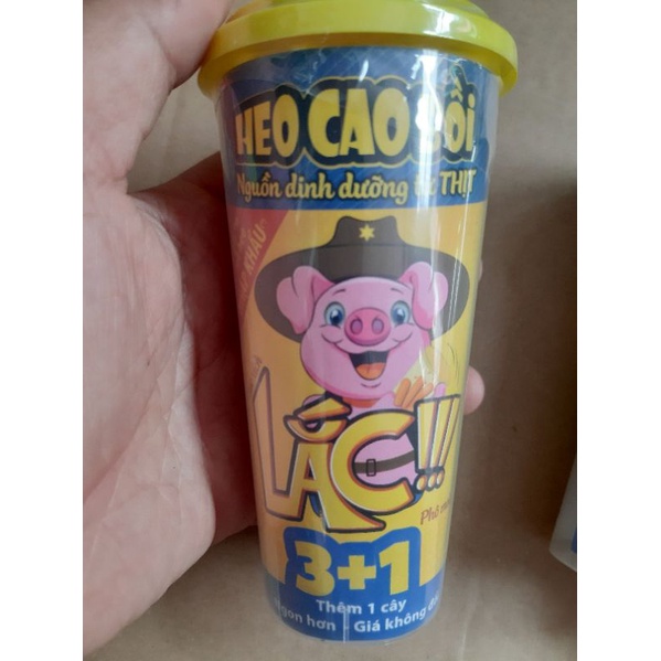 1 ly xúc xích lắc heo cao bồi