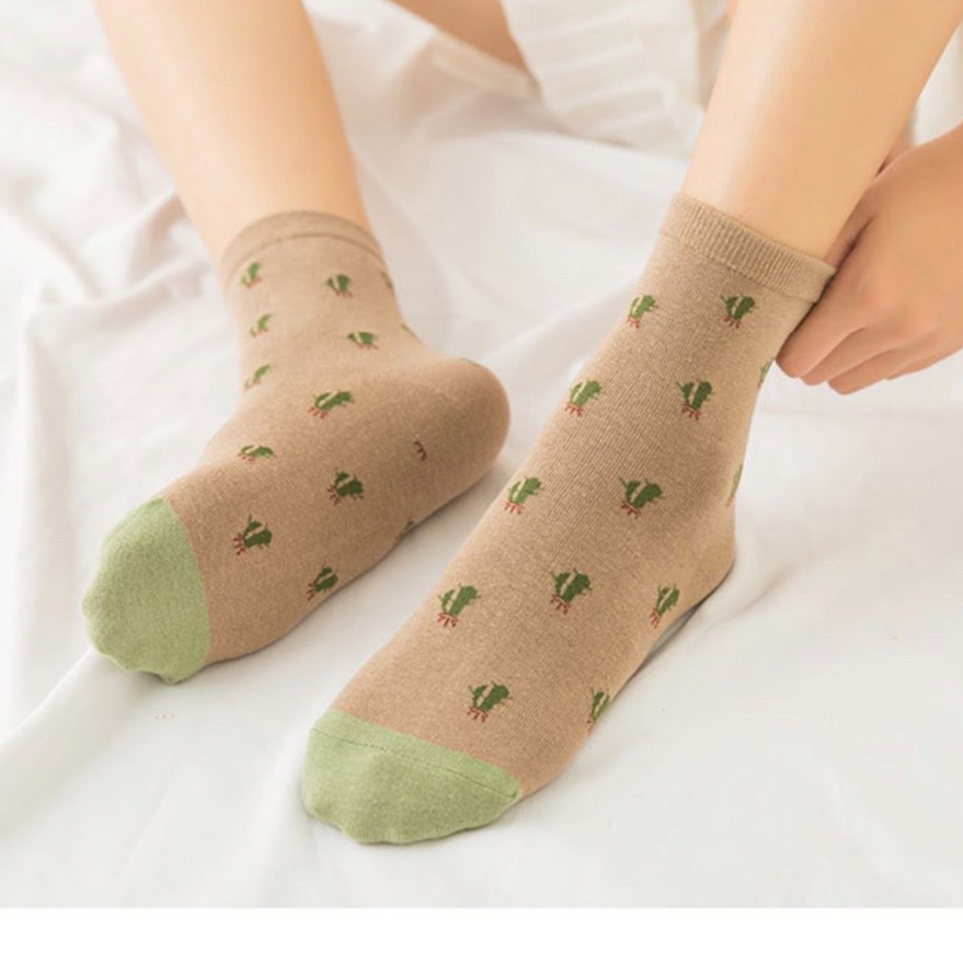 Set 3 đôi vớ cổ cao Mivino tất nữ Hàn Quốc in hình chú vịt đáng yêu TN106