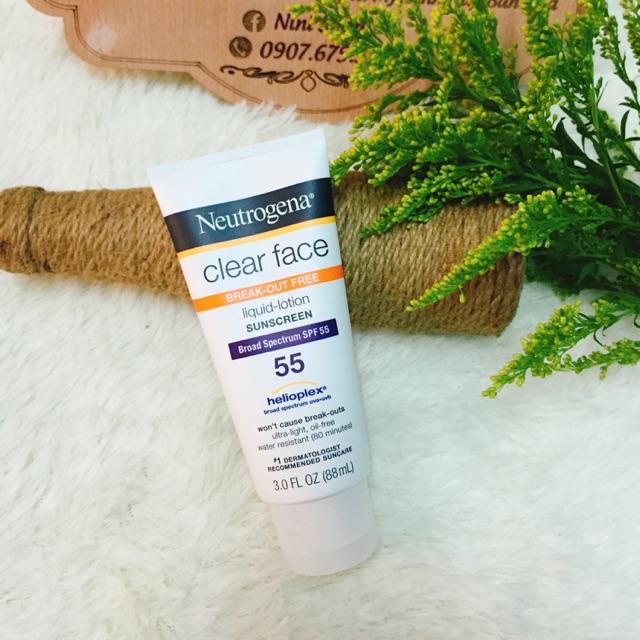 Kem chống nắng Neutrogena Clear Face Sunscreen 88ml