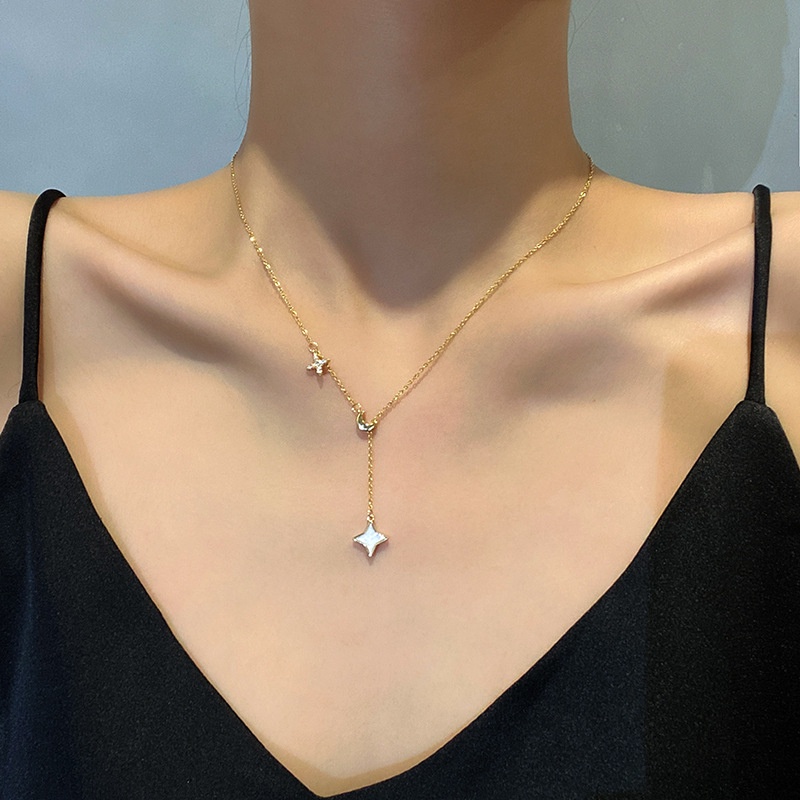 Vòng cổ Thép Titan Mặt Hình Ngôi Sao Và Mặt Trăng Phong Cách Hàn Quốc Cho Nữ