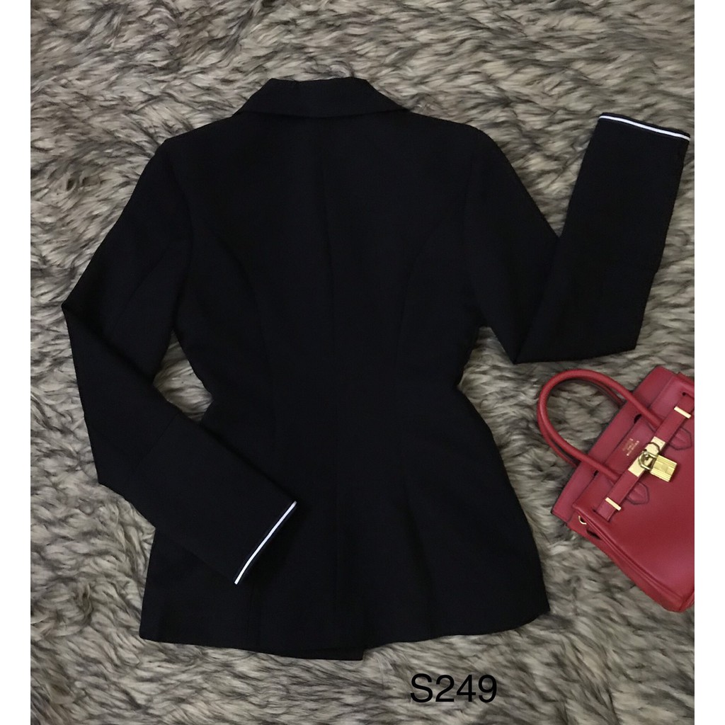 [Mã WASTMAY giảm 15% tối đa 30K đơn 150K] Áo vest đen A249( Lưu ý: mẫu chỉ riêng áo) | BigBuy360 - bigbuy360.vn