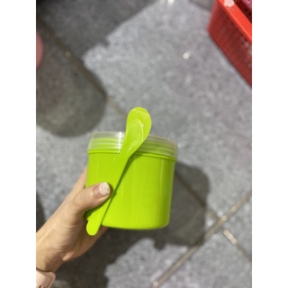 Combo 1 hủ đựng kem + 1 muỗng múc kem đủ màu