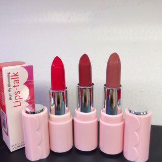 Son etude LIP talk