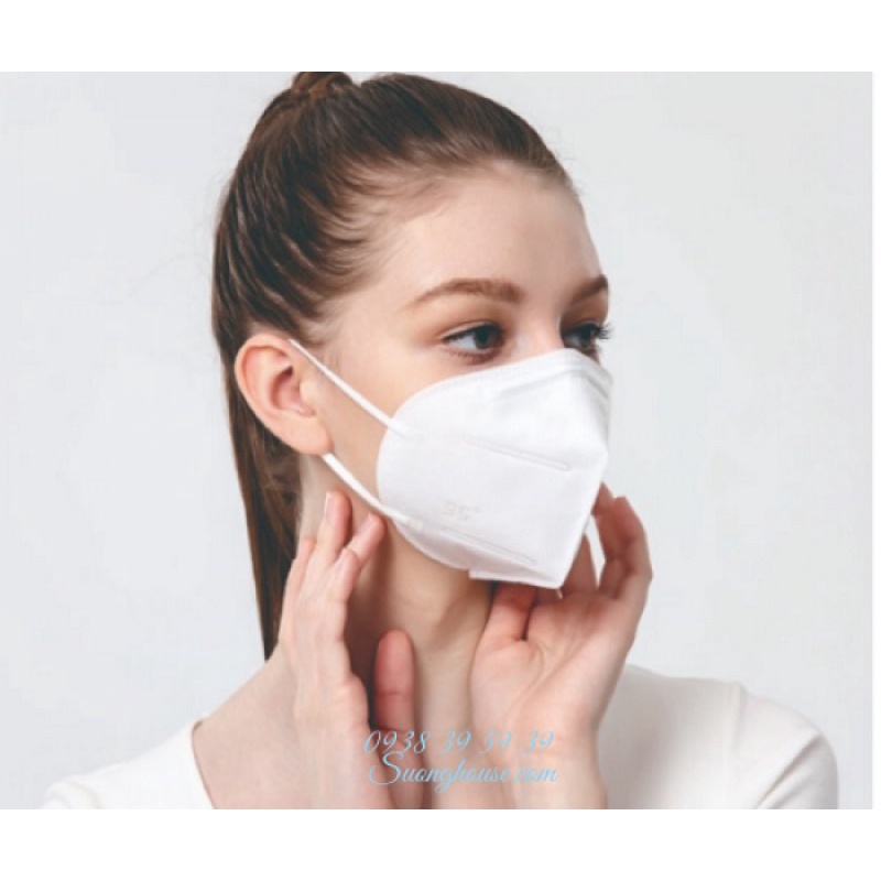 (Hộp 10c) khẩu trang y tế 4 lớp TT95 kiểu mới, có thanh nẹp định hình tốt hơn khi đeo. Màu trắng.