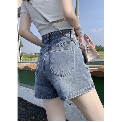 Quần short jean nữ BigSize lưng cao, co dãn mạnh, màu xanh nhạt Rách, phom rộng 4326 cho người mập 60kg 70kg 80kg 90kg