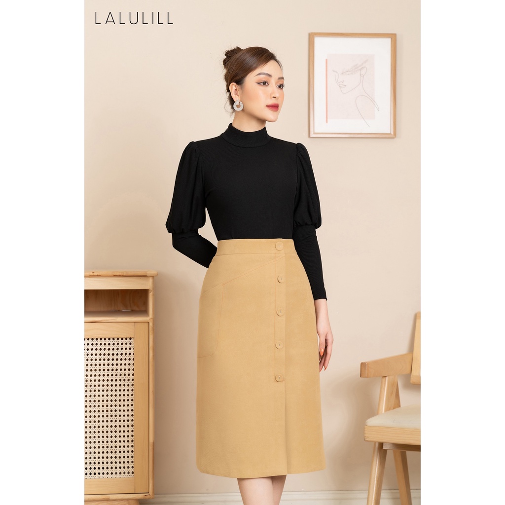 LALULILL - Chân váy 2 lớp túi chéo khuy bọc be