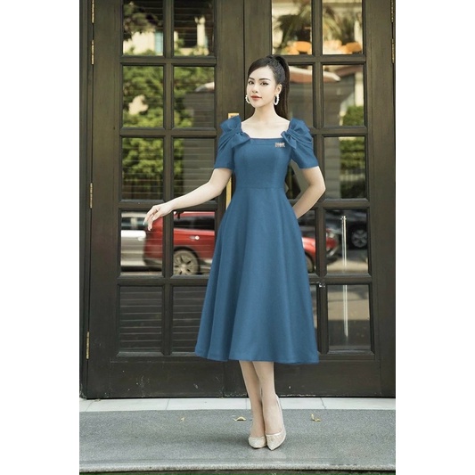 đầm chốt live siêu chảnh