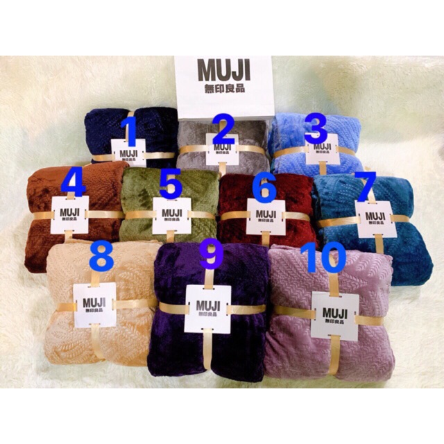 Chăn tuyết Muji ép hoa