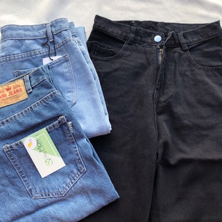 Quần jean nữ dáng baggy