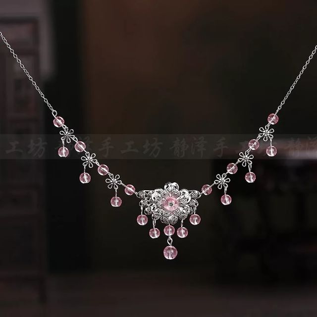 Cài trán cổ trang
