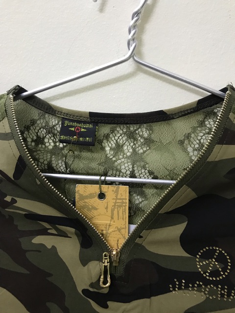 Áo thun nữ dáng lính phối ren