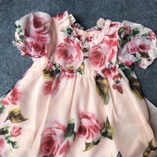 Đầm hoa vải chifon điệu đà