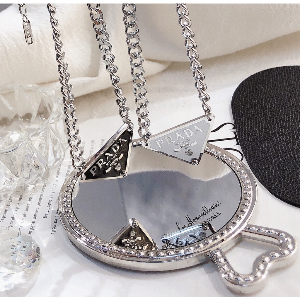 ▦Dây chuyền Prada bằng thép titan mặt hình tam giác thời trang dành cho bạn nữ