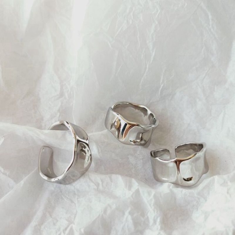 Nhẫn đeo tay thiết kế không đồng đều thời trang