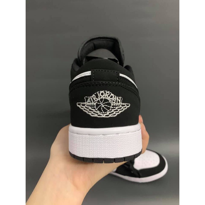 Giày 𝐉𝐨𝐫𝐝𝐚𝐧 1 low panda màu đen trắng nam nữ, Giày JD1 low panda đen trắng bản đẹp 2021 | BigBuy360 - bigbuy360.vn