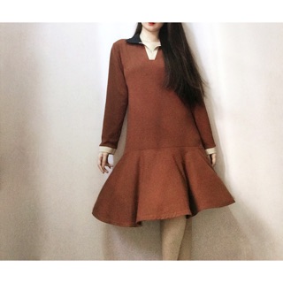 Đầm suông midi cổ bẻ đuôi cá