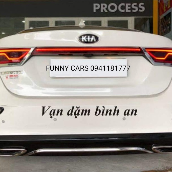 Tem dán ô tô Vạn dặm bình an