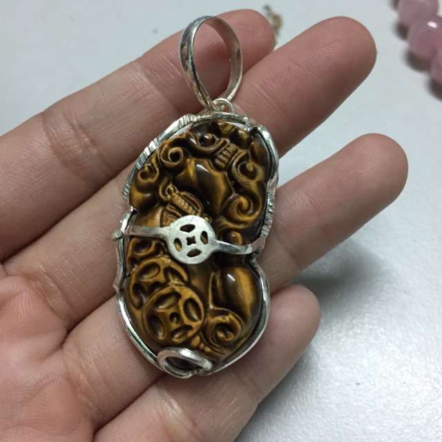 Tỳ hưu mắt hổ bọc bạc 