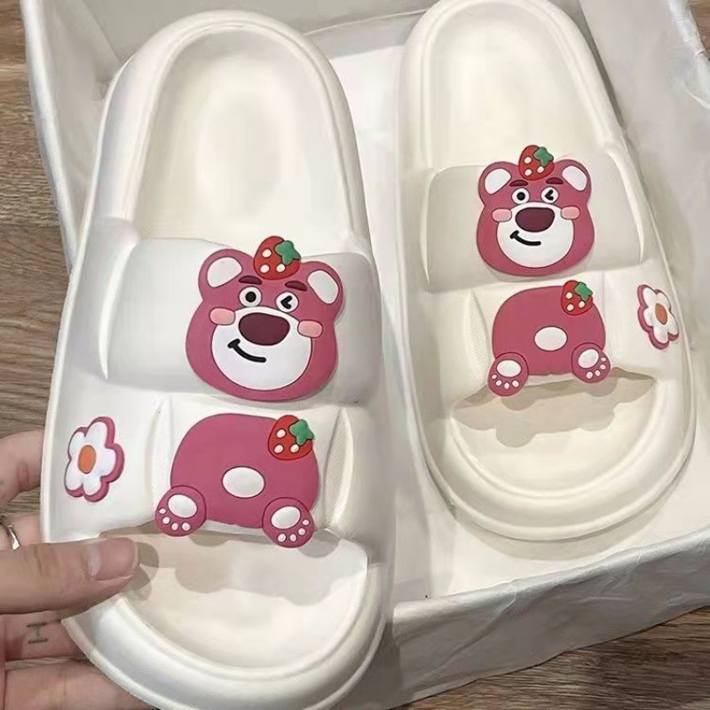 Dép Đi Trong Nhà / Ngoài Trời Đế Dày Mềm Mại In Họa Tiết Hoạt Hình Thời Trang Mùa Hè Cho Nữ Dép Gấu Dâu