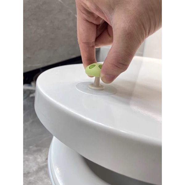 Dụng Cụ Nhấc Nắp Bồn Cầu Bằng Silicone Chống Trượt Hình Nấm Tiện Dụng.