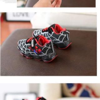 Giày nhện đèn - hàng order ko sẵn