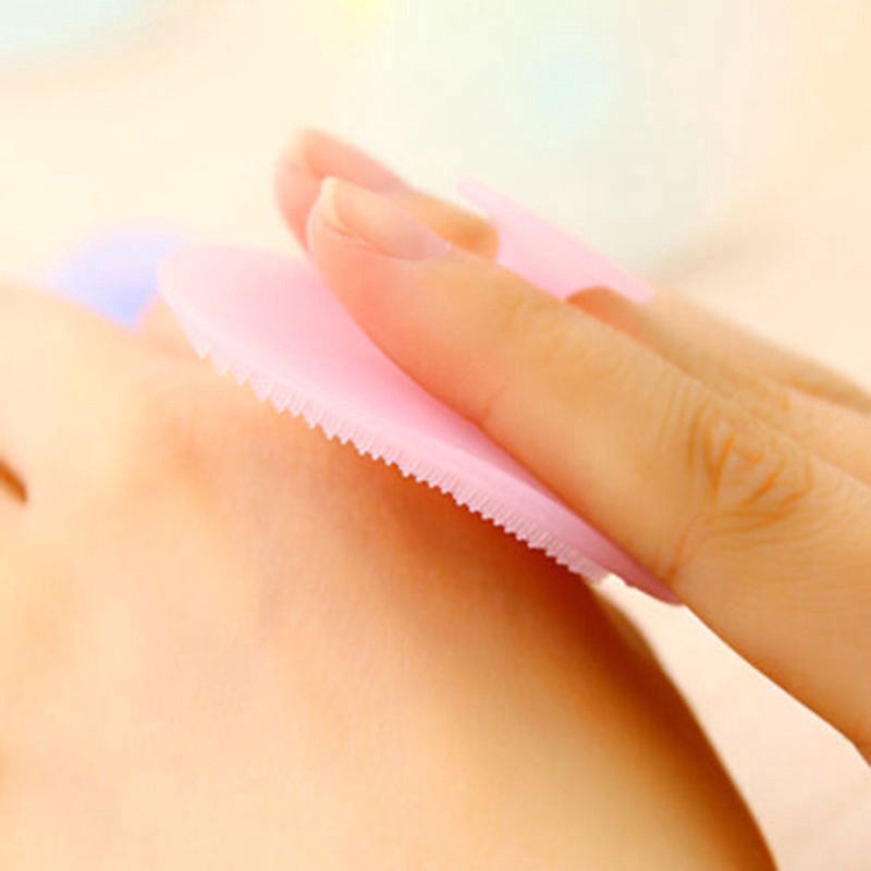 Miếng silicone có gai mát-xa làm sạch sâu cho da mặt | BigBuy360 - bigbuy360.vn