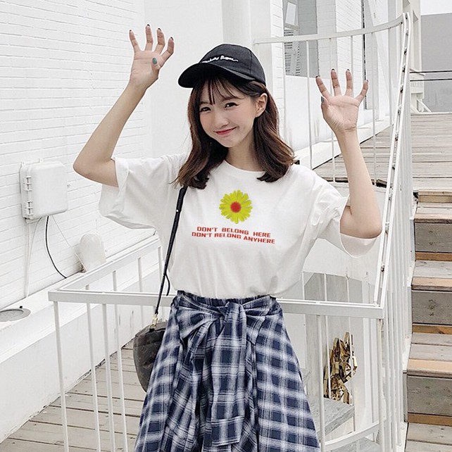 Áo Thun Nữ Tay Lỡ Unisex In Chữ Và Hoa Vàng Rẻ Bền Đẹp ATN4719